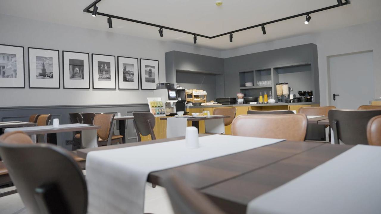Hotel Busch ギュータースロー エクステリア 写真